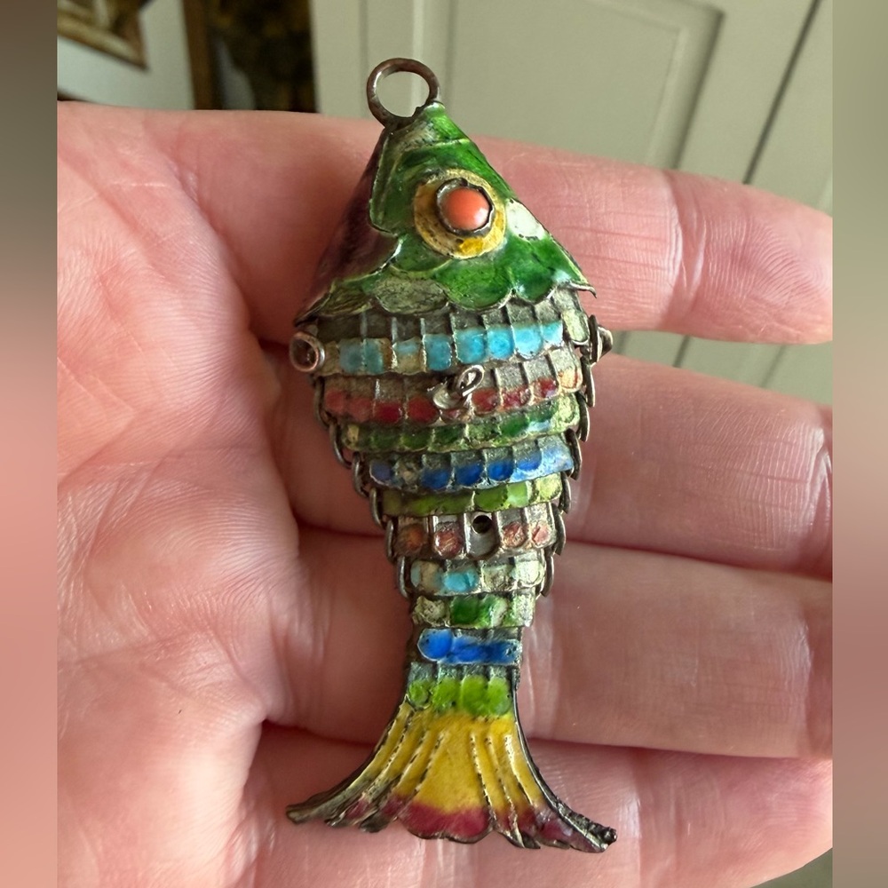 Antique Articulated Fish Pendant - Picture 2 of 4